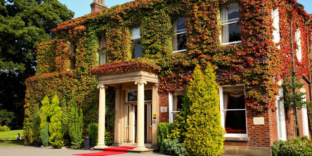 Farington Lodge Hotel Preston  Exterior photo